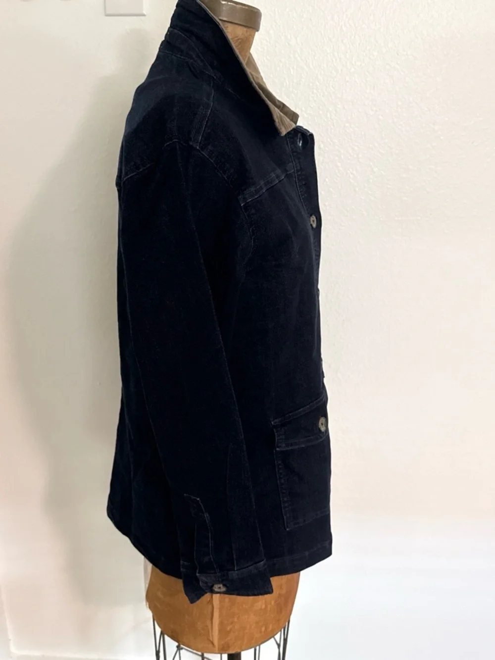 NWT Bunulu Women's Dark Blue Denim Jacket with Brown Collar Size S